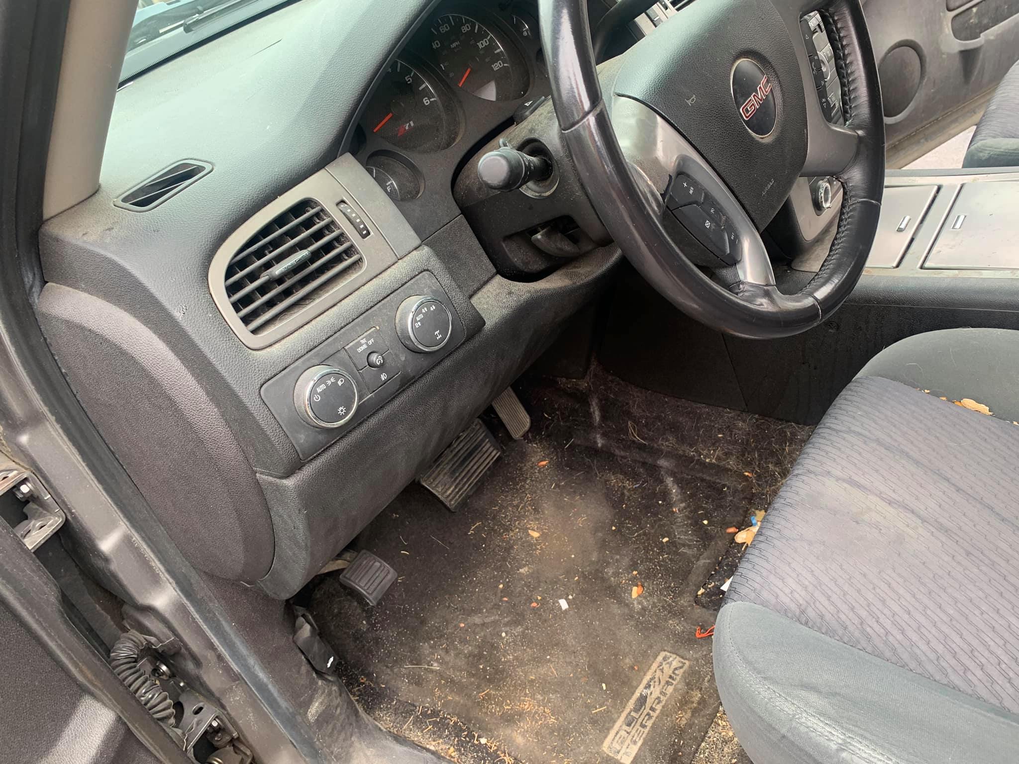 Read more about the article The Health Risks of Breathing Inside a Dirty Car